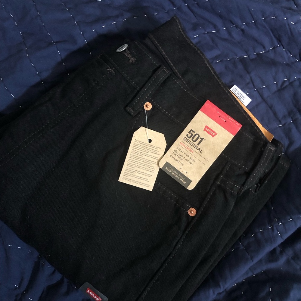 Levi Black 501's (BRAND NEW)